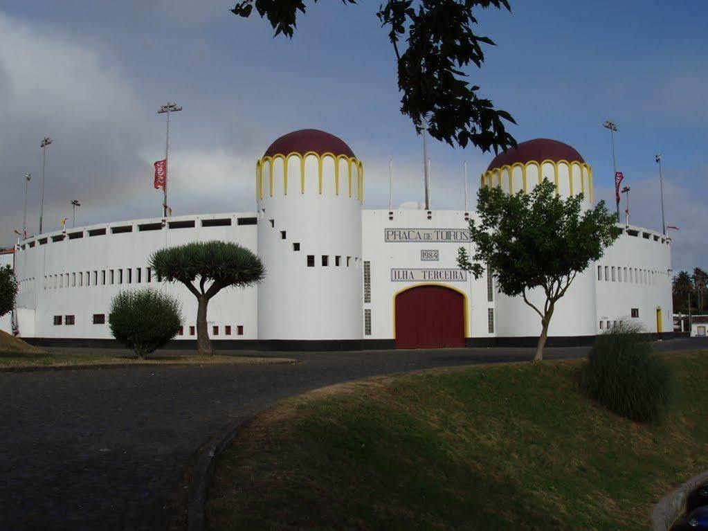 Casa De Hospedes Isaias อังกรา ดู เอโรอิสโม ภายนอก รูปภาพ